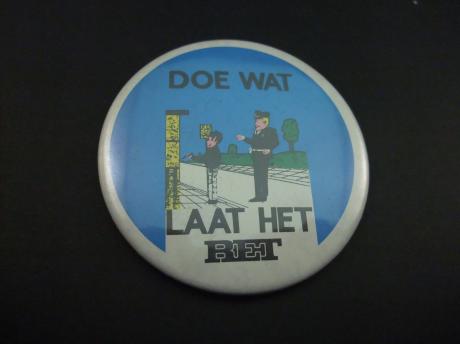Doe wat laat het , RET( Rotterdamse Electrische Tram) openbaar vervoer stop vernieling